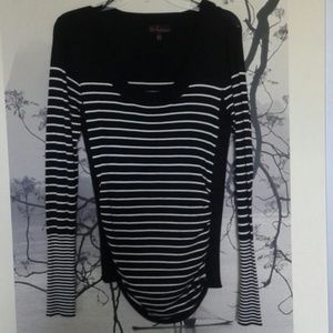 Black and white Sweater